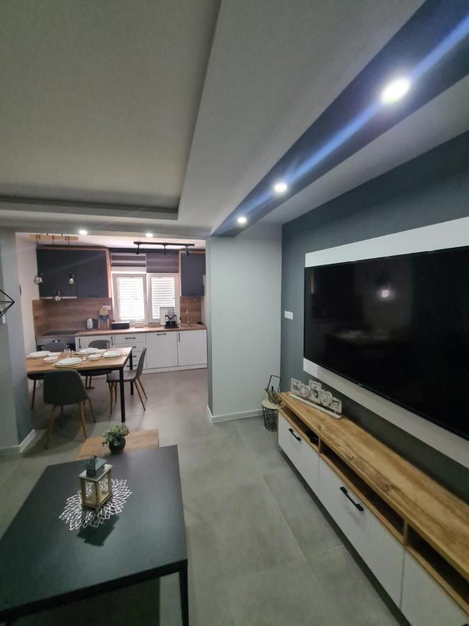Apartment Nikcevic Tivat Buitenkant foto