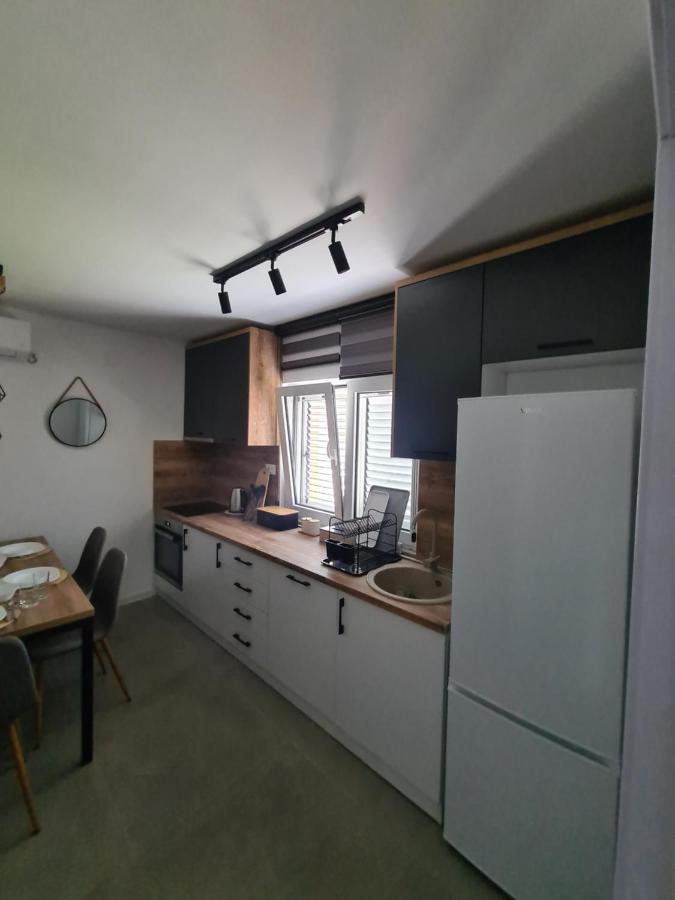 Apartment Nikcevic Tivat Buitenkant foto