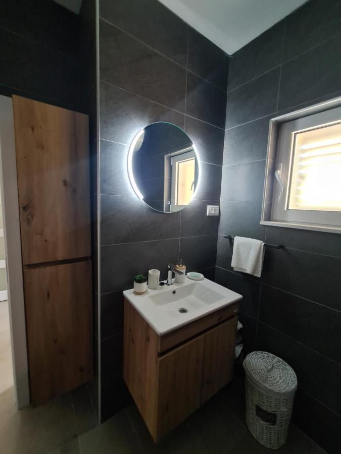 Apartment Nikcevic Tivat Buitenkant foto